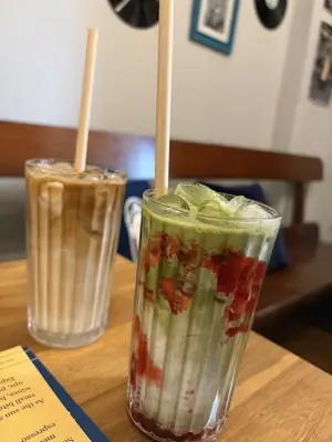 The Hoi - Coffee House